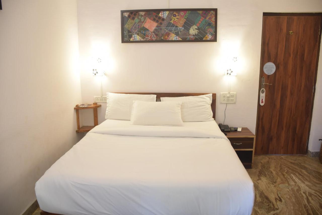 Laligurasvilla Beachside Escape - 100M To Beach 坎多林 外观 照片
