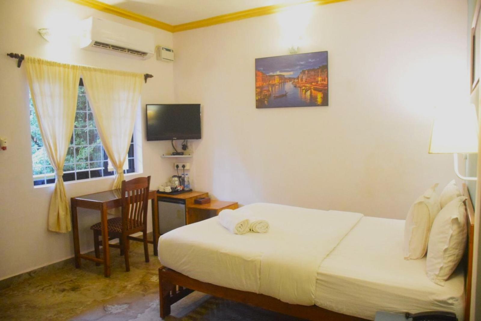 Laligurasvilla Beachside Escape - 100M To Beach 坎多林 外观 照片