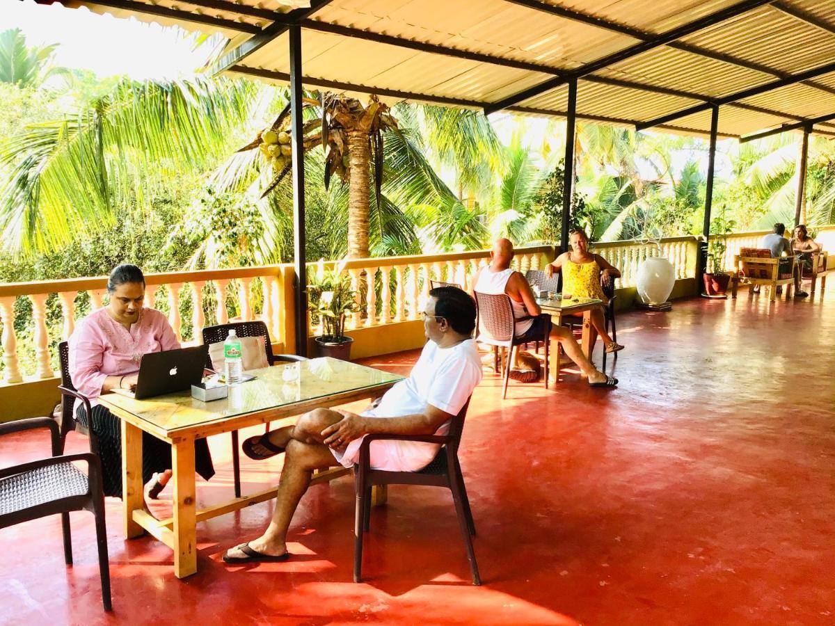 Laligurasvilla Beachside Escape - 100M To Beach 坎多林 外观 照片
