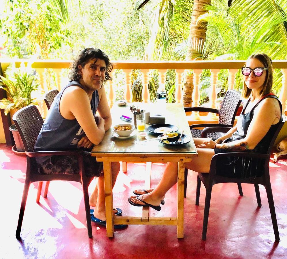Laligurasvilla Beachside Escape - 100M To Beach 坎多林 外观 照片